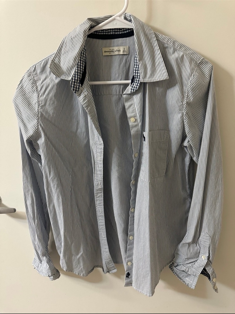 Abercrombie & Fitch Men’s Blue Striped Button-Down Shirt